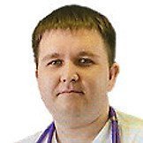 Врач Казакбаев Андрей Валентинович