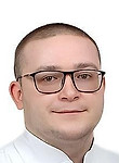 Врач Невьянцев Олег Михайлович